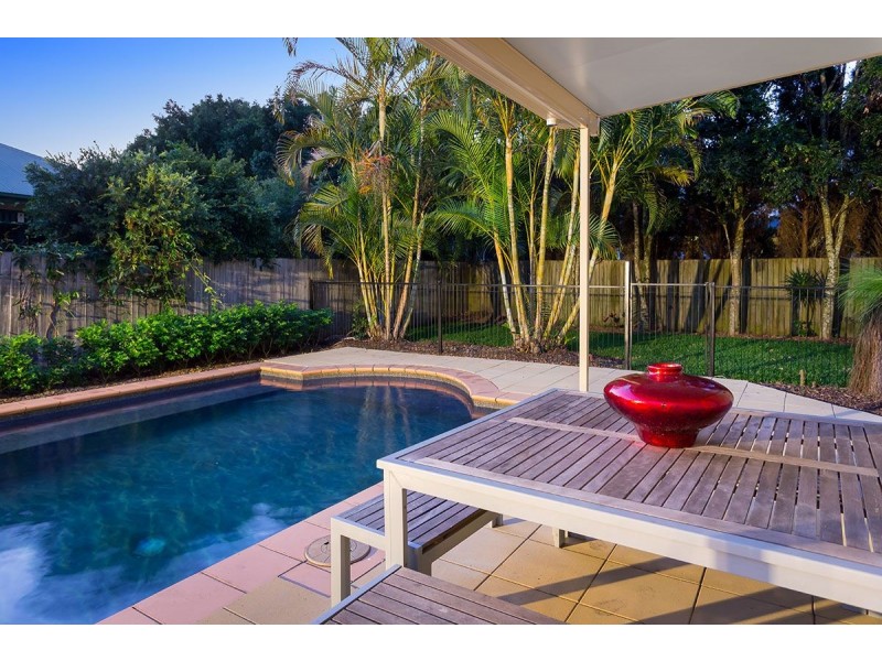 63 Kensington Circuit, Brookfield QLD 4069