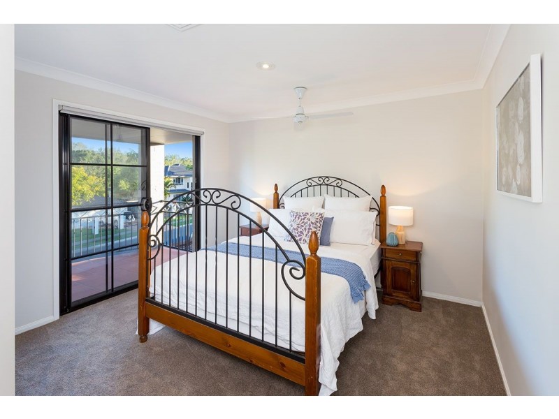 63 Kensington Circuit, Brookfield QLD 4069