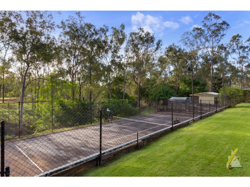 1188 Mount Crosby Rd, Mount Crosby QLD 4306