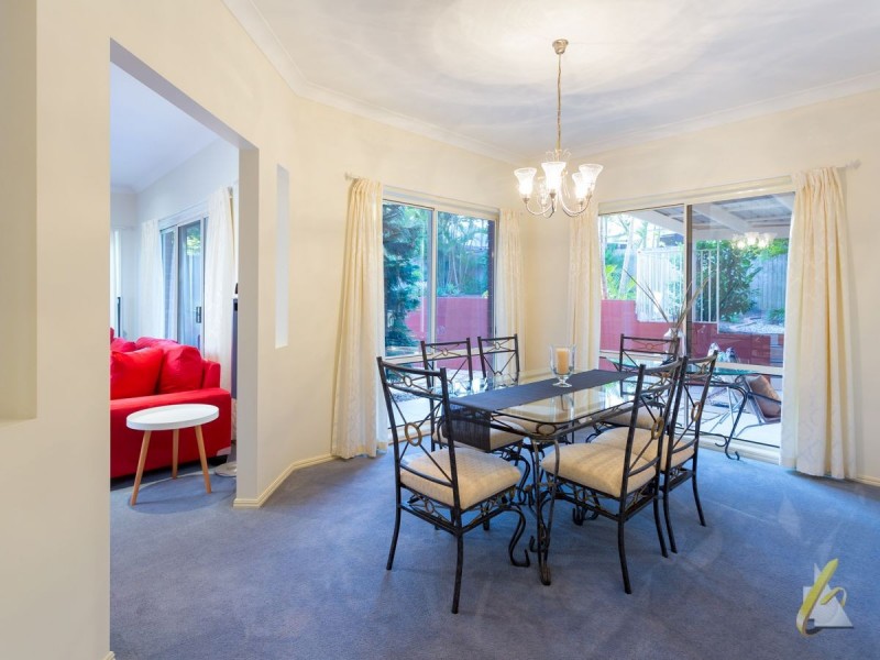 3 Stonyfell Pl, Forest Lake QLD 4078