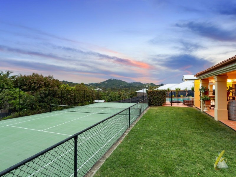 41 Nolan Rise, Brookfield QLD 4069