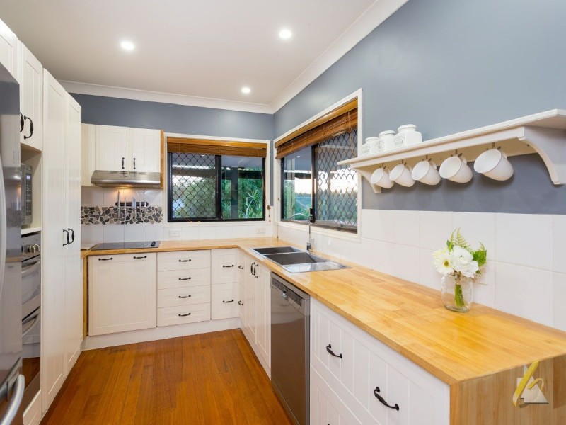 53 Sheldrake Place, Moggill QLD 4070