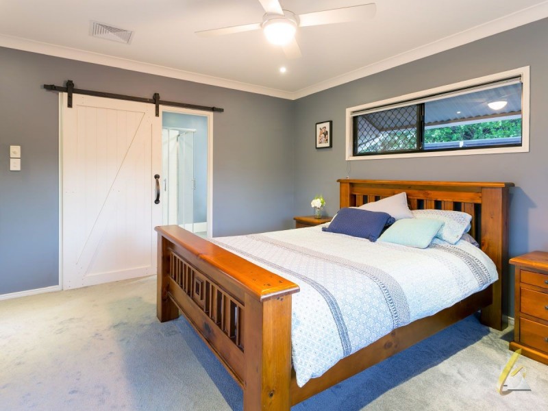 53 Sheldrake Place, Moggill QLD 4070