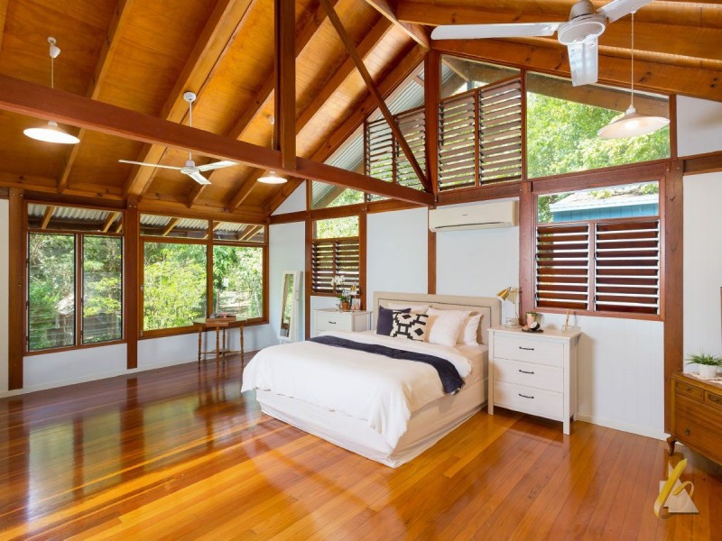 51 Upper Brookfield Road, Brookfield QLD 4069