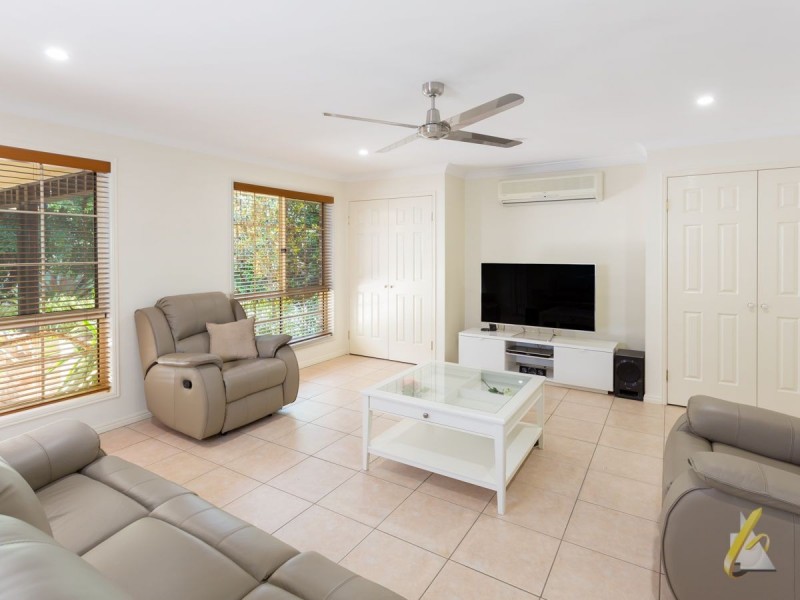 51 Vakuta Street, Fig Tree Pocket QLD 4069