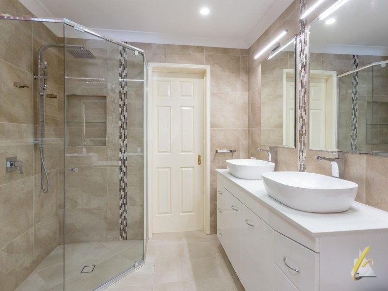 51 Vakuta Street, Fig Tree Pocket QLD 4069