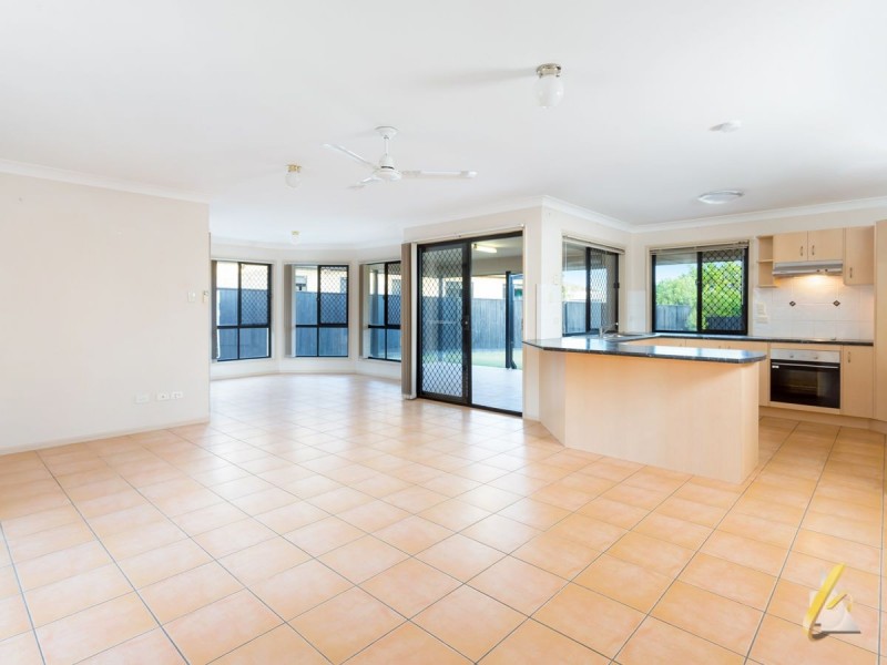23 Westaway Crescent, Bellbowrie QLD 4070