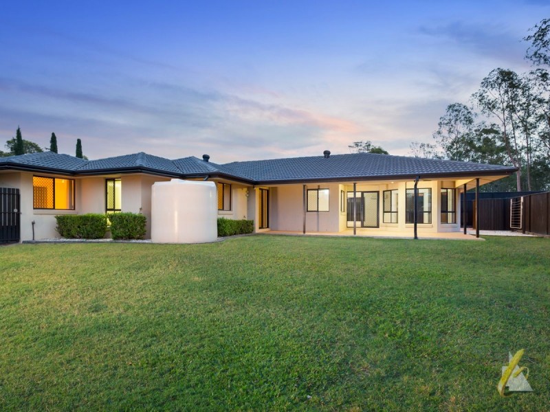 23 Westaway Crescent, Bellbowrie QLD 4070