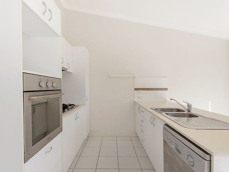 15 Nicholls Drive, Redbank Plains QLD 4301