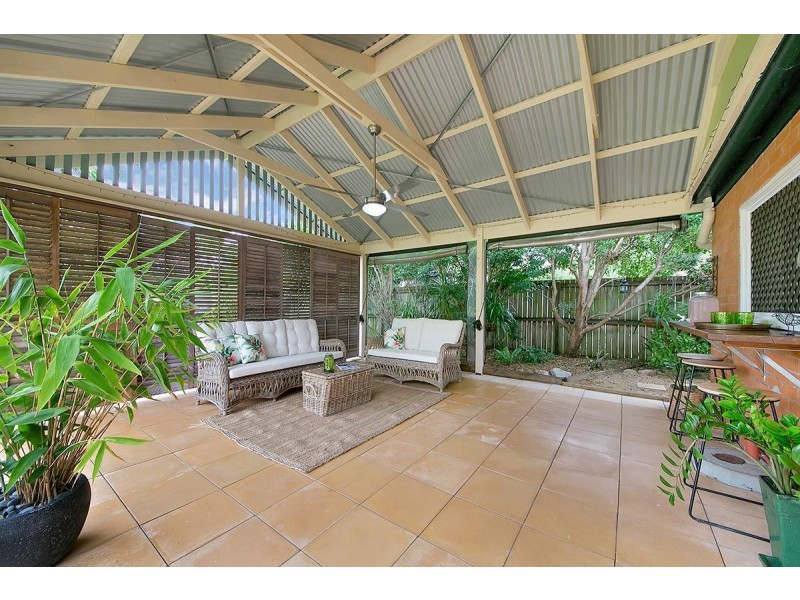 2 Durness St, Kenmore QLD 4069