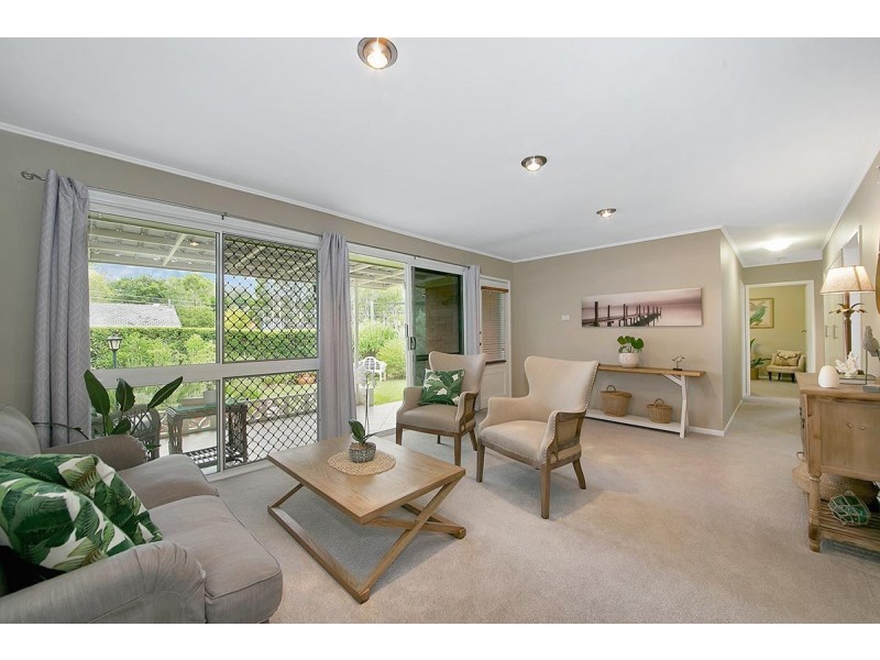 2 Durness St, Kenmore QLD 4069