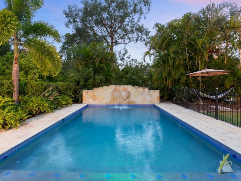 12 Cayman Pl, Forest Lake QLD 4078