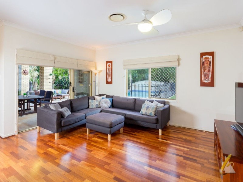 12 Cayman Pl, Forest Lake QLD 4078