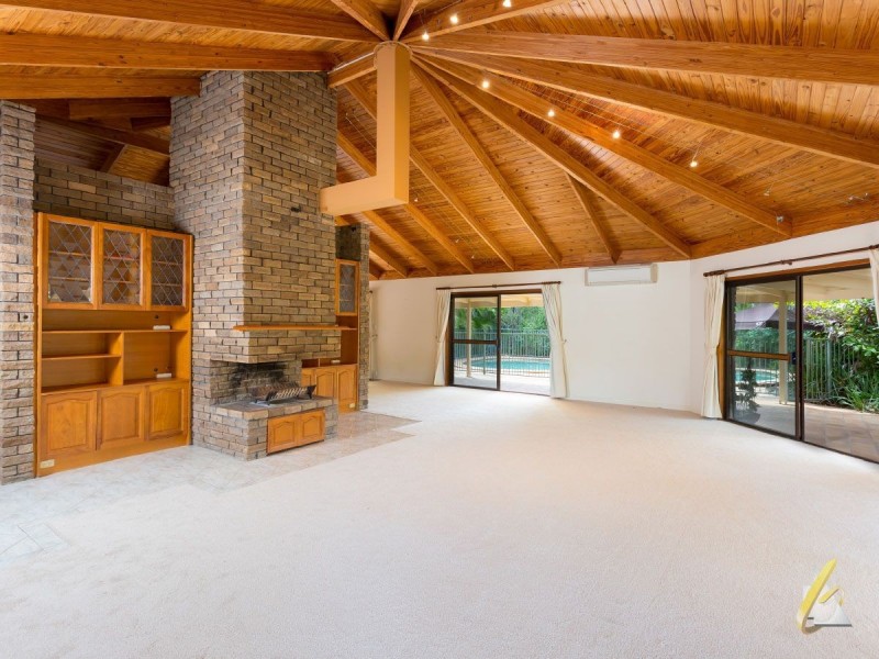 107 Grandview Road, Pullenvale QLD 4069