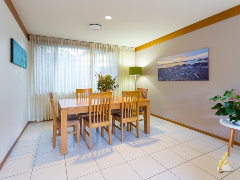 15 Shadowood Street, Kenmore Hills QLD 4069