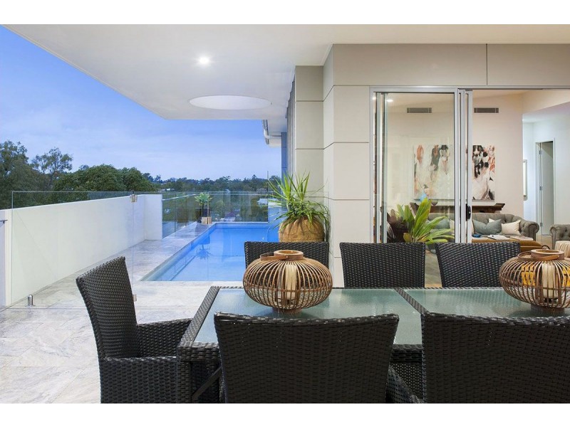 55 Hebe Street, Bardon QLD 4065