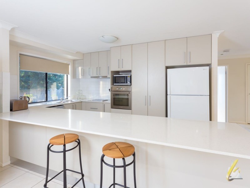 3 Arthur Terrace, Moggill QLD 4070