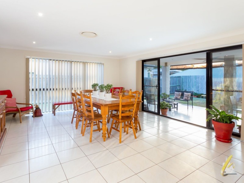 3 Arthur Terrace, Moggill QLD 4070