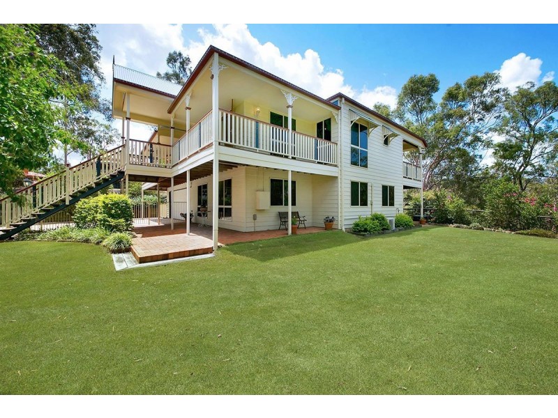 167 Red Cedar Road, Pullenvale QLD 4069