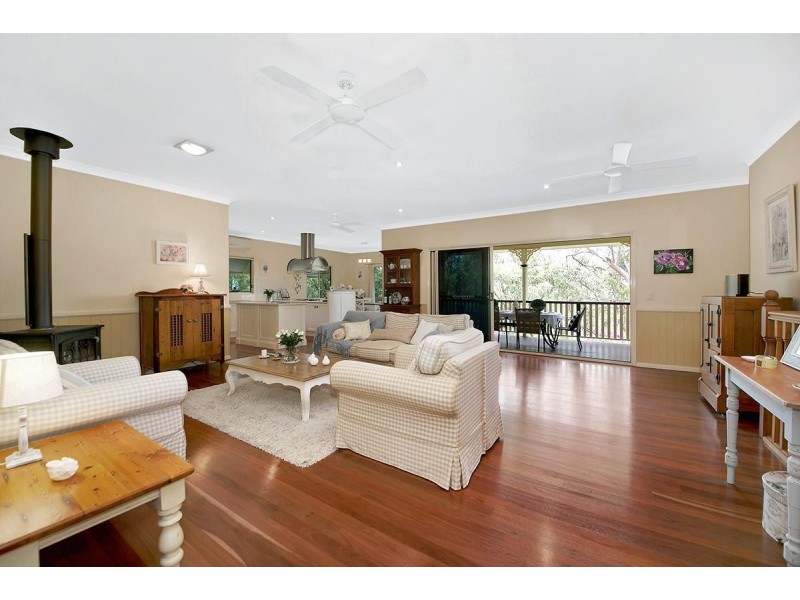 167 Red Cedar Road, Pullenvale QLD 4069