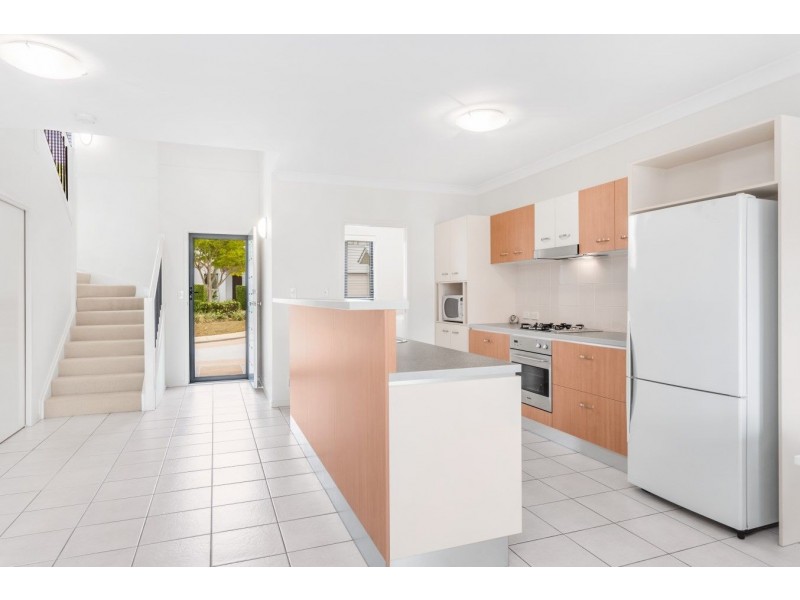 12/88 Greenway Circuit, Mount Ommaney QLD 4074