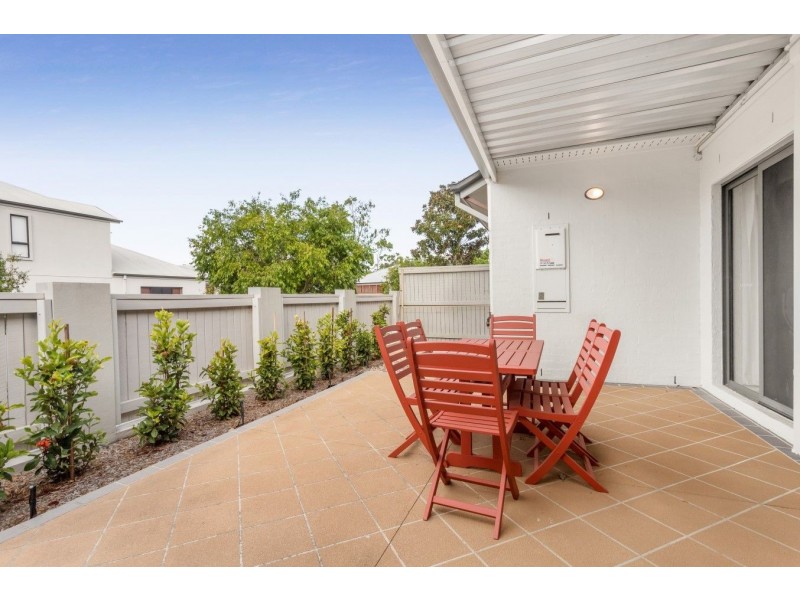 12/88 Greenway Circuit, Mount Ommaney QLD 4074