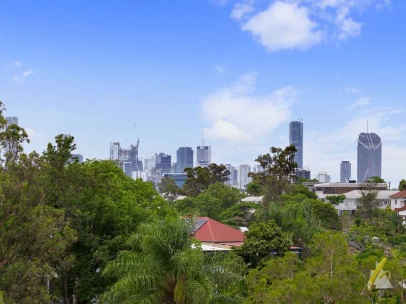 27 Gordon Terrace, Indooroopilly QLD 4068