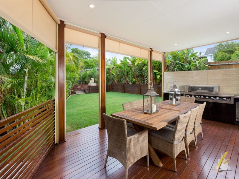 27 Gordon Terrace, Indooroopilly QLD 4068