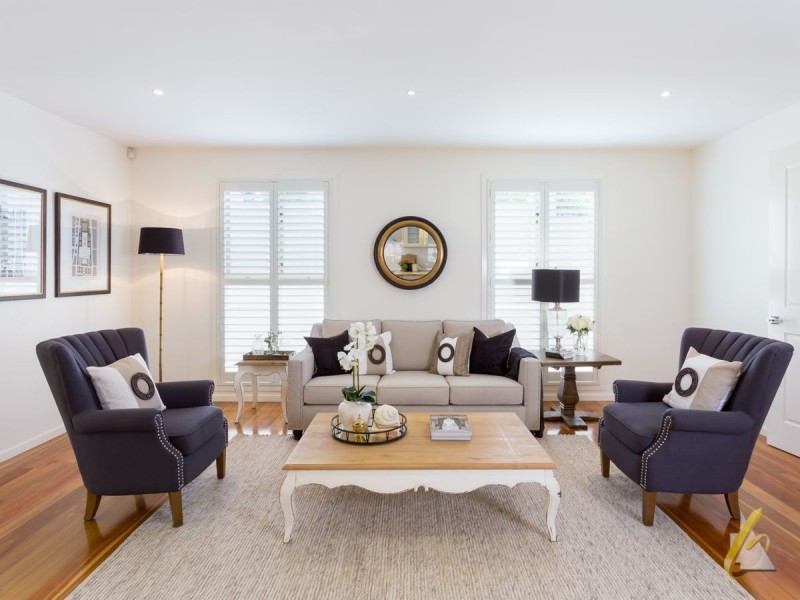 27 Gordon Terrace, Indooroopilly QLD 4068