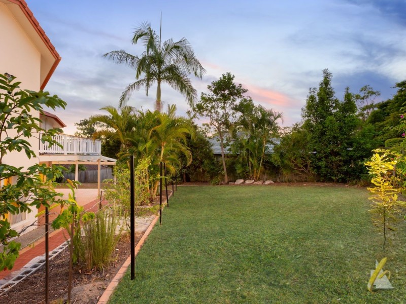 4 Paterson Pl, Forest Lake QLD 4078