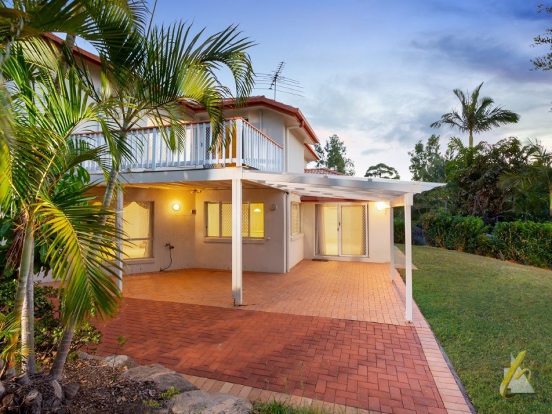 4 Paterson Pl, Forest Lake QLD 4078