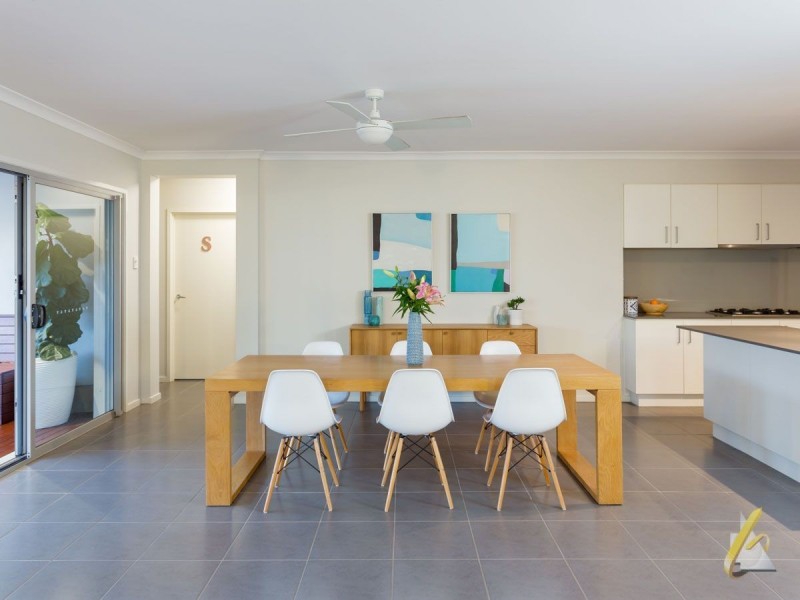 12 Freshwater Place, Moggill QLD 4070