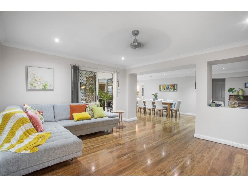 137 Wendouree Crescent, Westlake QLD 4074