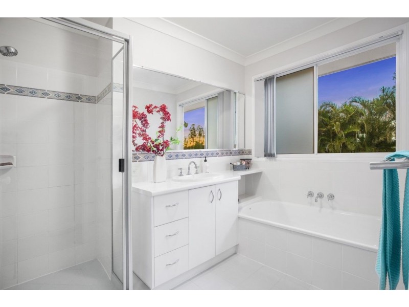 137 Wendouree Crescent, Westlake QLD 4074