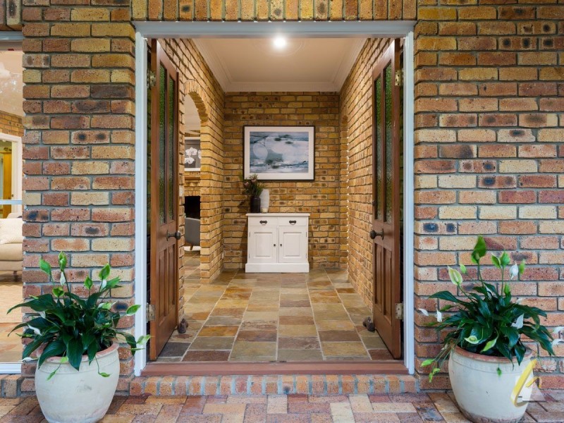 19 Coolibah Court, Mount Crosby QLD 4306