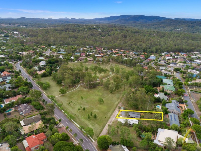 25a Pioneer Crescent, Bellbowrie QLD 4070