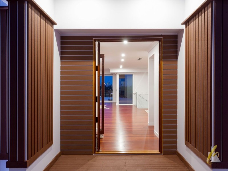 179 Russell Tce, Indooroopilly QLD 4068