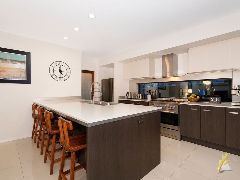 45 Hendos Place, Moggill QLD 4070