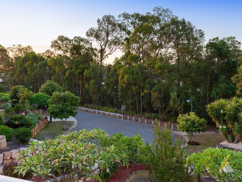 45 Hendos Place, Moggill QLD 4070