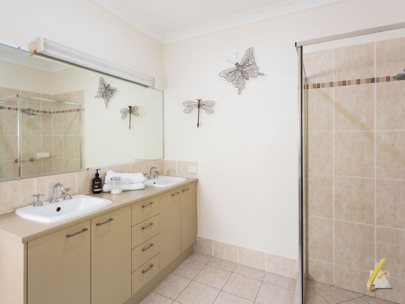 480 Lake Manchester Road, Kholo QLD 4306