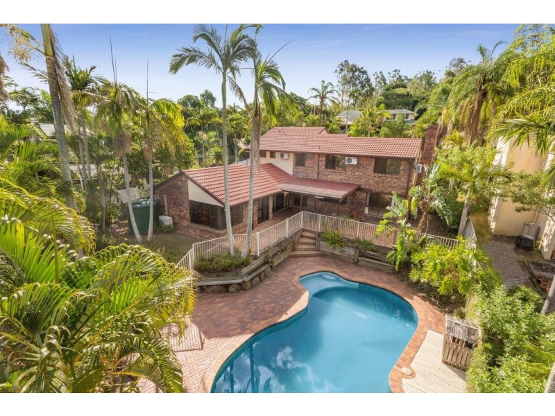 30 Hannah Street, Mount Ommaney QLD 4074