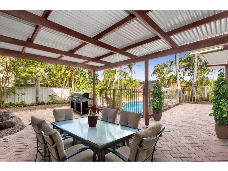 30 Hannah Street, Mount Ommaney QLD 4074