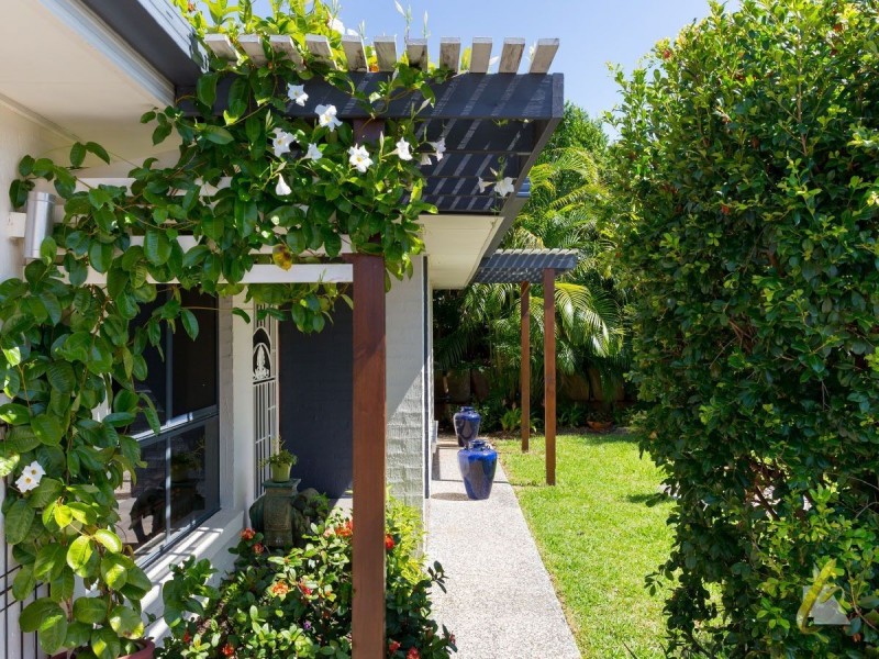 11 Grange Place, Moggill QLD 4070