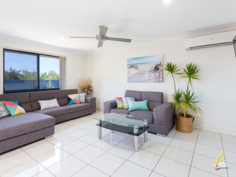 11 Grange Place, Moggill QLD 4070