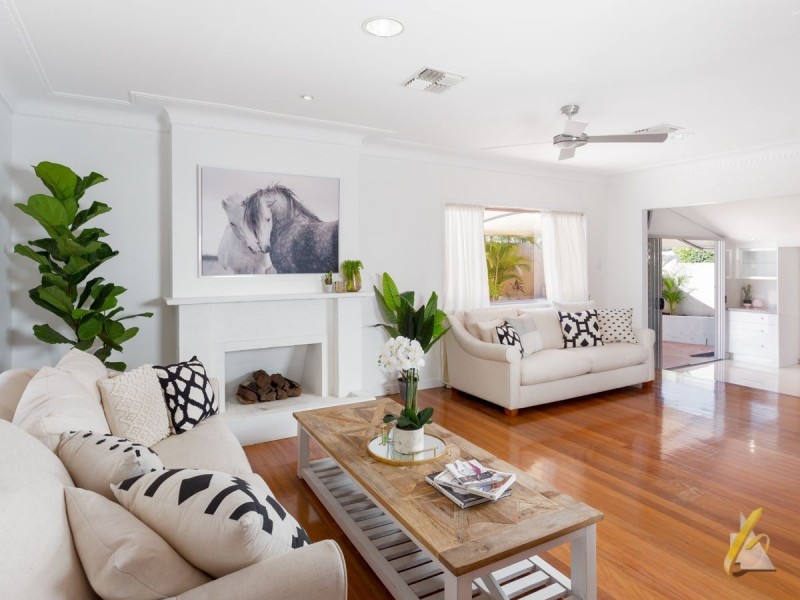 99 Jerrang Street, Indooroopilly QLD 4068