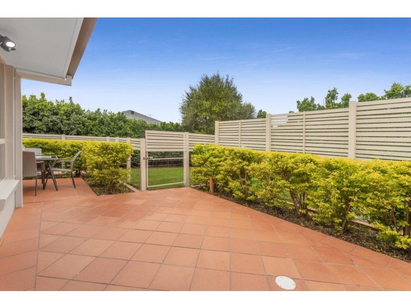 302A Horizon Drive, Westlake QLD 4074