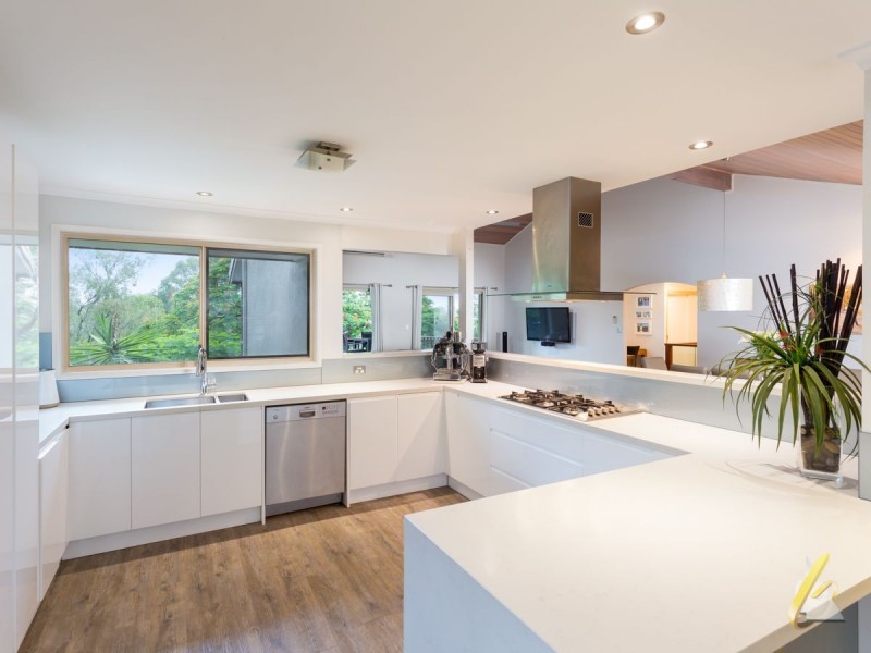 49 Marland Street, Kenmore QLD 4069