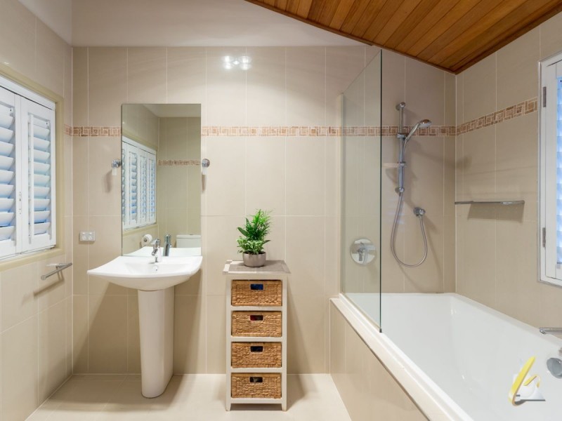 49 Marland Street, Kenmore QLD 4069