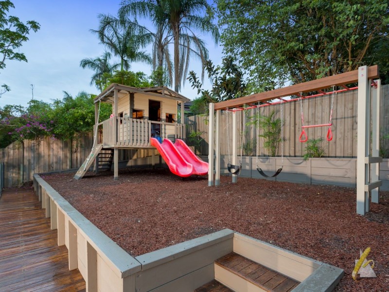 49 Marland Street, Kenmore QLD 4069