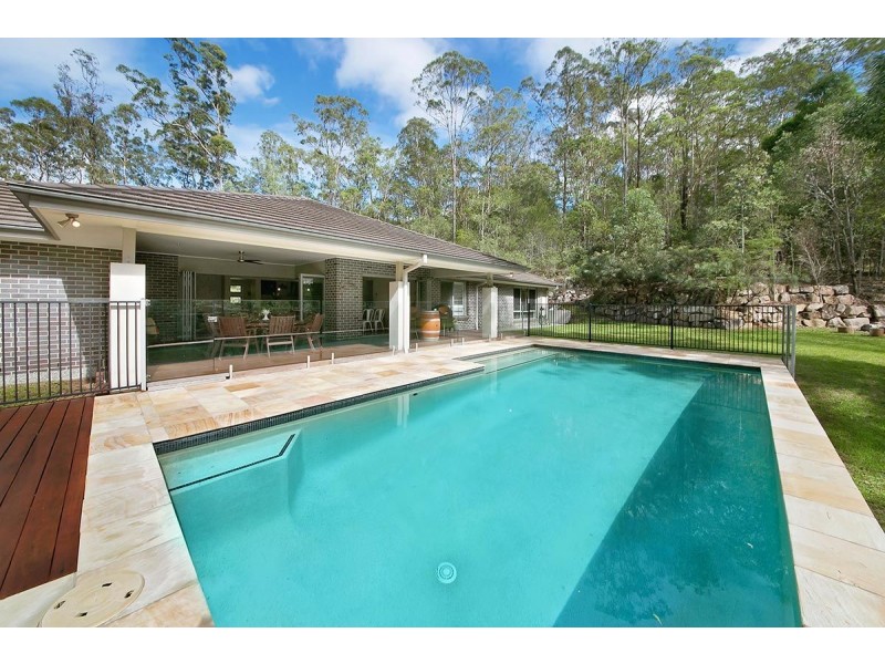 108A Boscombe Road, Brookfield QLD 4069